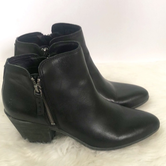 Frye Black Leather Judith Zip Bootie 3471738 Size 10 - Picture 2 of 10